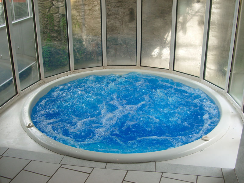 Jacuzi